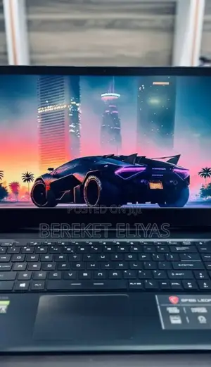 New Laptop MSI GP75 Leopard 16GB Intel Core I7 SSD 1T