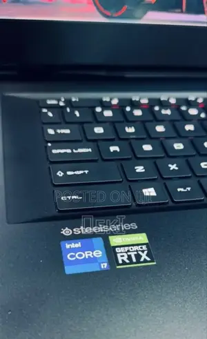 New Laptop MSI GP75 Leopard 16GB Intel Core I7 SSD 1T