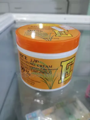 Photo - Rice Repairing Cream