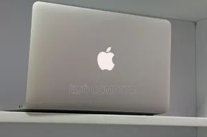 New Laptop Apple MacBook 2015 4GB Intel Core I5 SSD 128GB