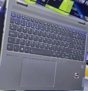 New Laptop Lenovo Yoga 700 16GB AMD Ryzen 7 SSD 512GB