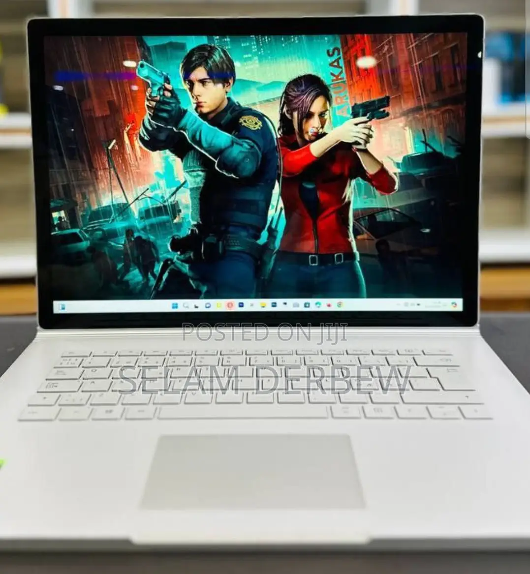 New Laptop Microsoft Surface Book 2 16GB Intel Core I7 SSD 256GB