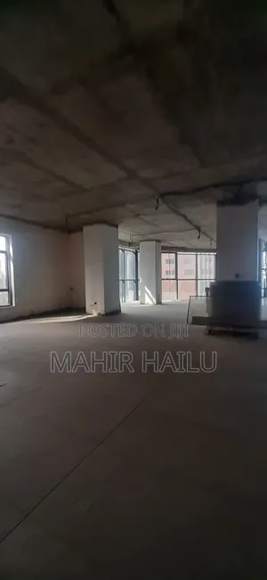 1ኛ ላይ ነው ለጥርስ ህክምና ለቢሮ ይቻላል