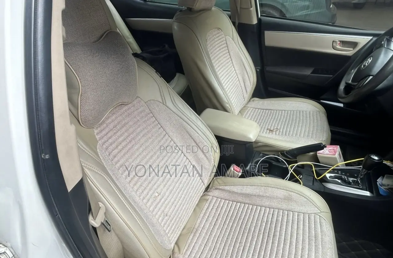 Toyota Corolla 2017 White