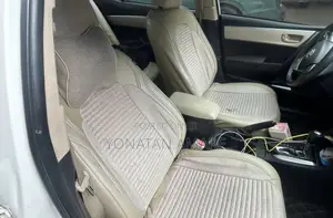 Toyota Corolla 2017 White