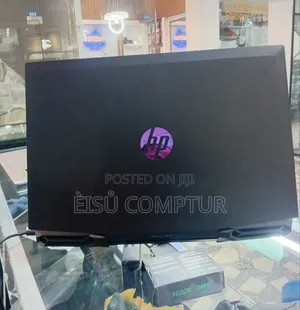 New Laptop HP Pavilion 15 8GB Intel Core I7 SSD 256GB
