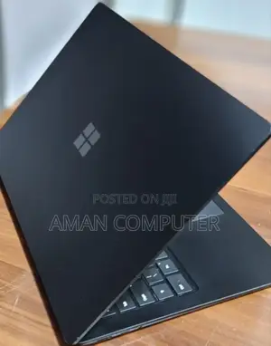 New Laptop Microsoft Surface 16GB Intel Core I7 SSD 256GB