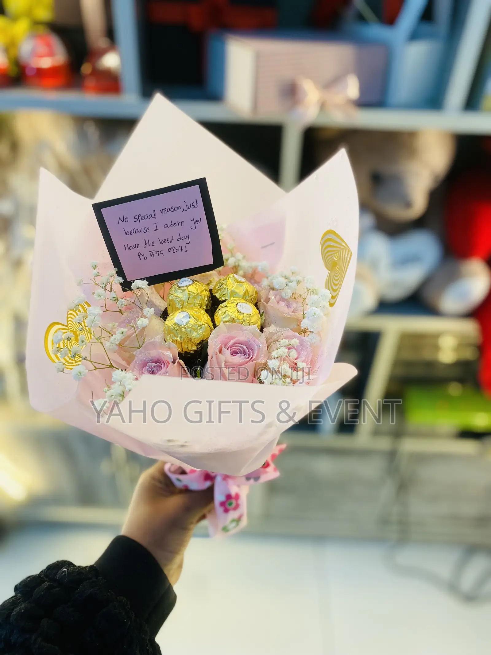 Mini Bouquet With Choco