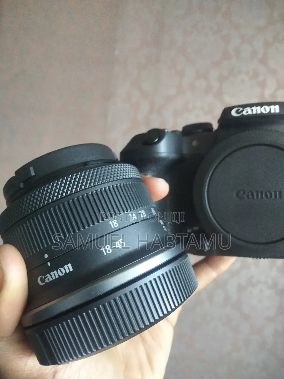 Canon R10 Camera