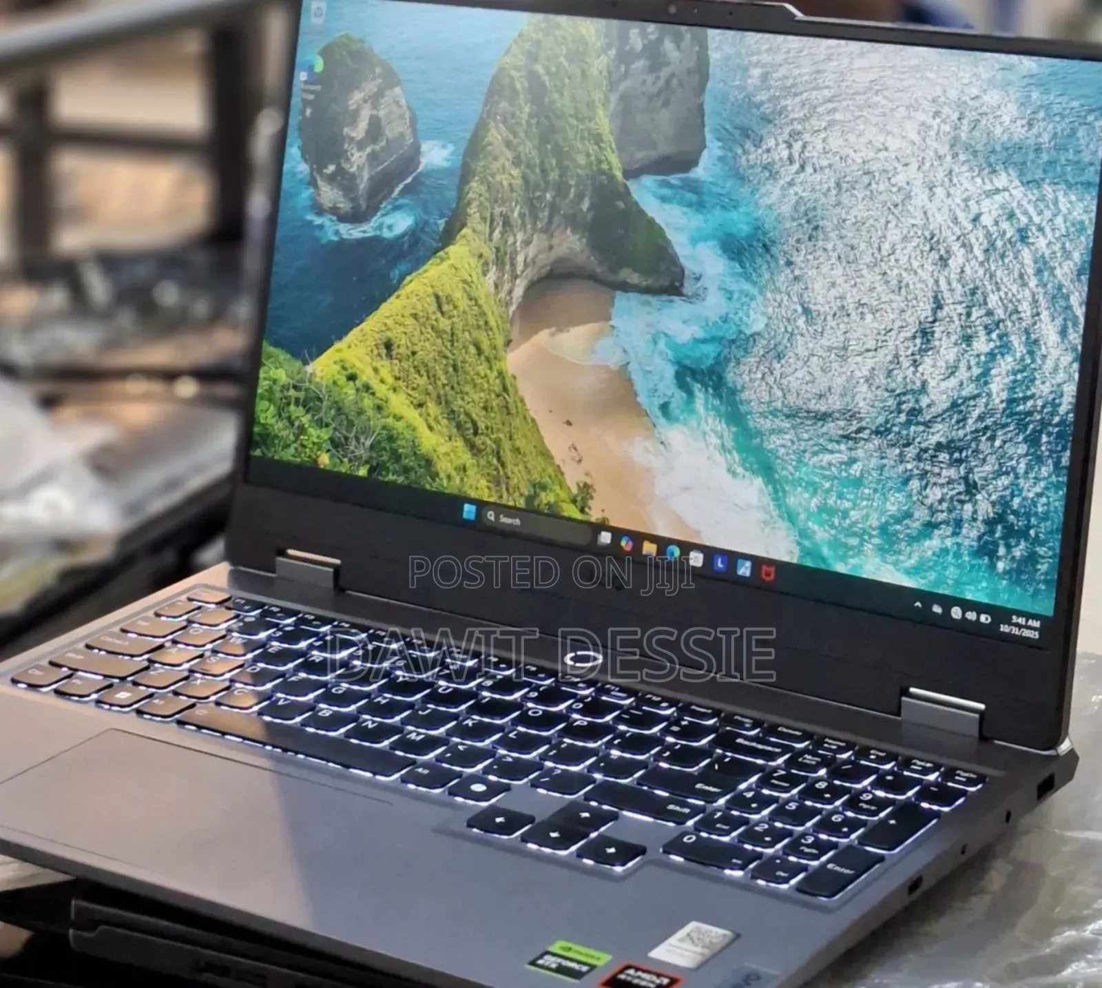 New Laptop Lenovo 16GB AMD Ryzen 7 SSD 1T