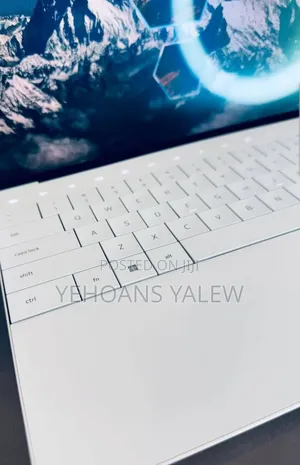 New Laptop Dell XPS 13 16GB Intel Core I7 SSD 512GB