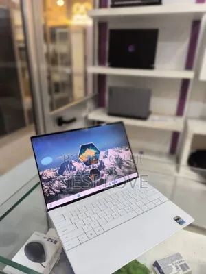 New Laptop Dell XPS 13 16GB Intel Core I7 SSD 512GB