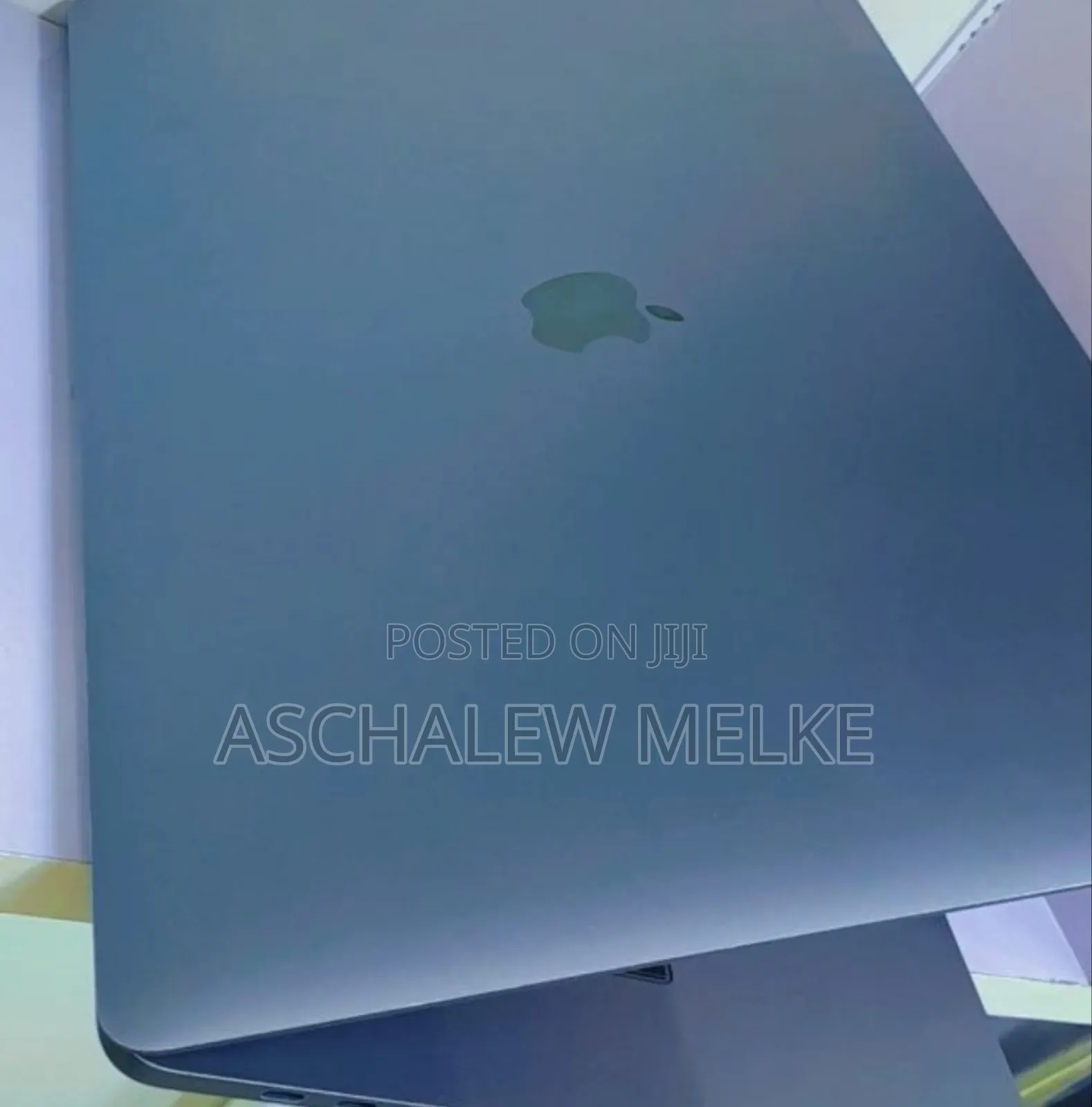 New Laptop Apple MacBook Pro 2017 16GB Intel Core I7 SSD 512GB