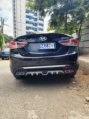 Hyundai Elantra 2013 Black
