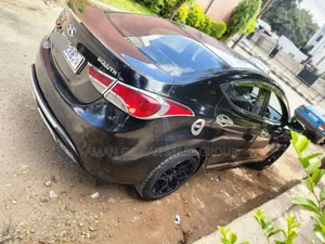 Hyundai Elantra 2013 Black