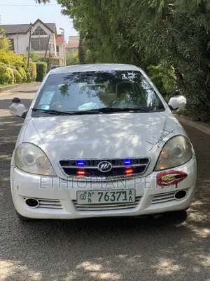 Photo - Lifan 520 2012 White