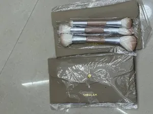 Photo - Sheglam Brush With Mini Bag