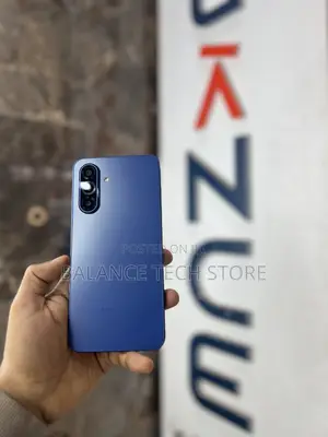 Photo - New Samsung Galaxy A17 256 GB Blue