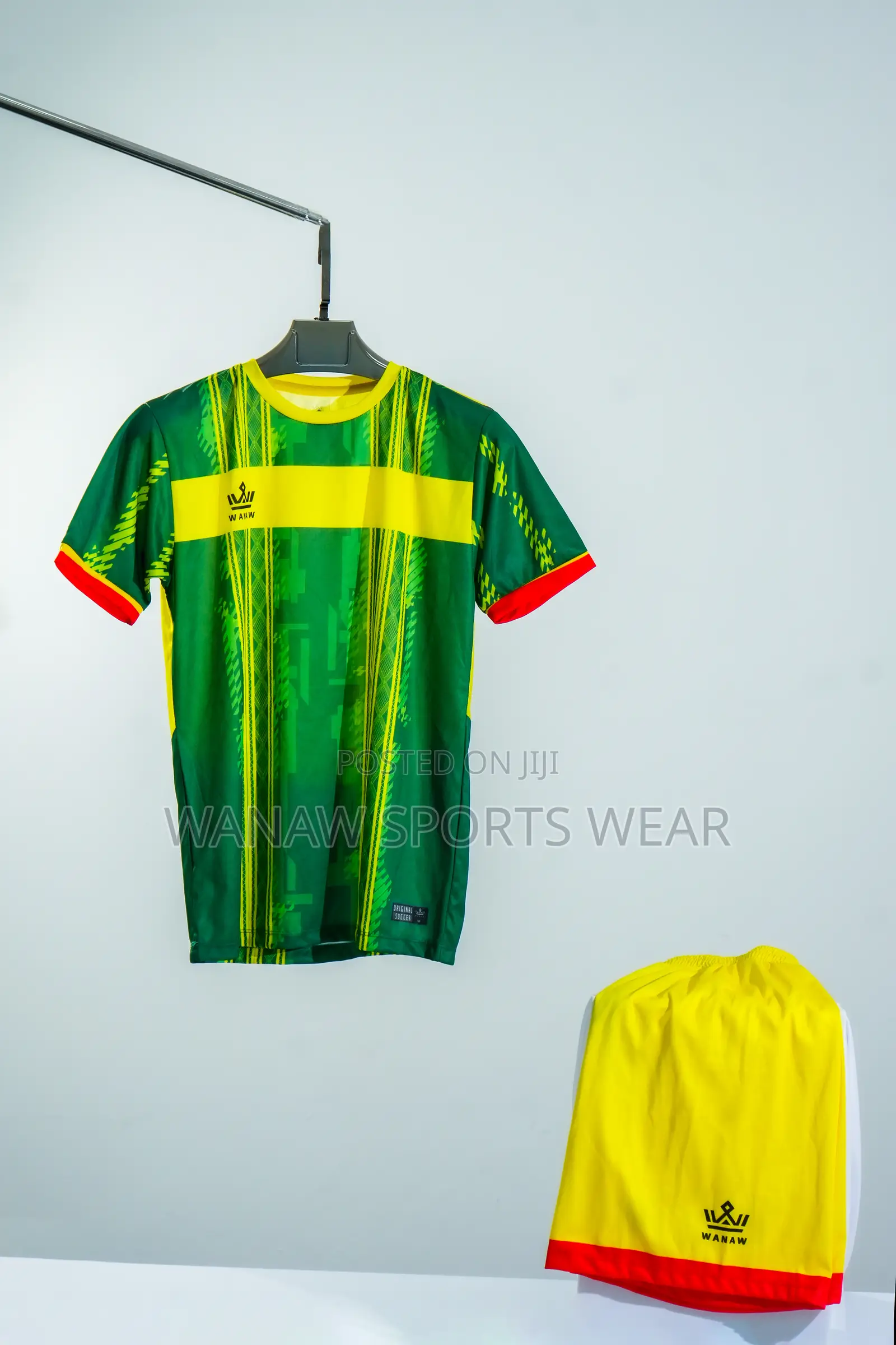 Wanaw Pro| ማሊያ በቁምጣ