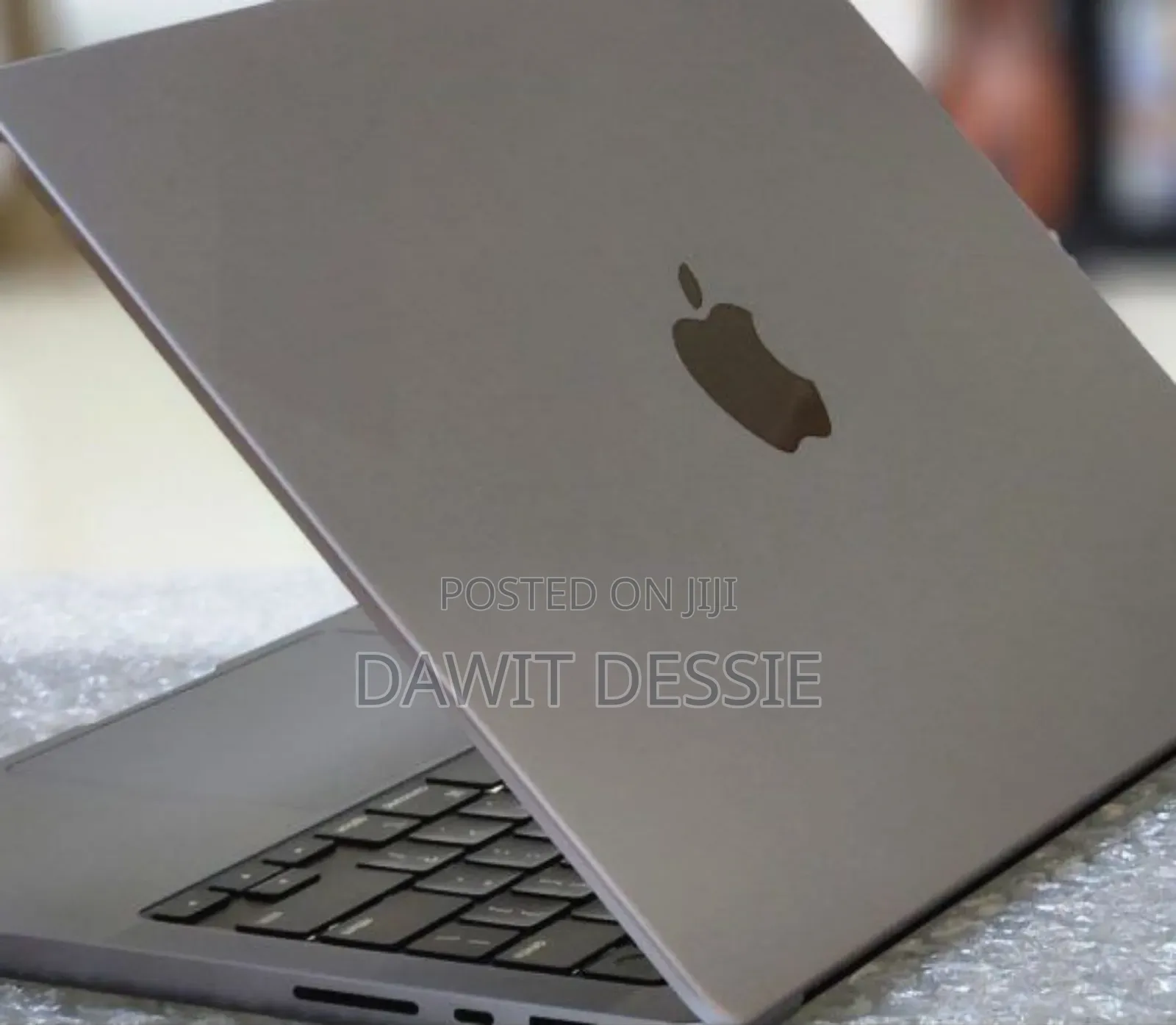 New Laptop Apple MacBook Pro M1 32GB Apple M1 Pro SSD 512GB