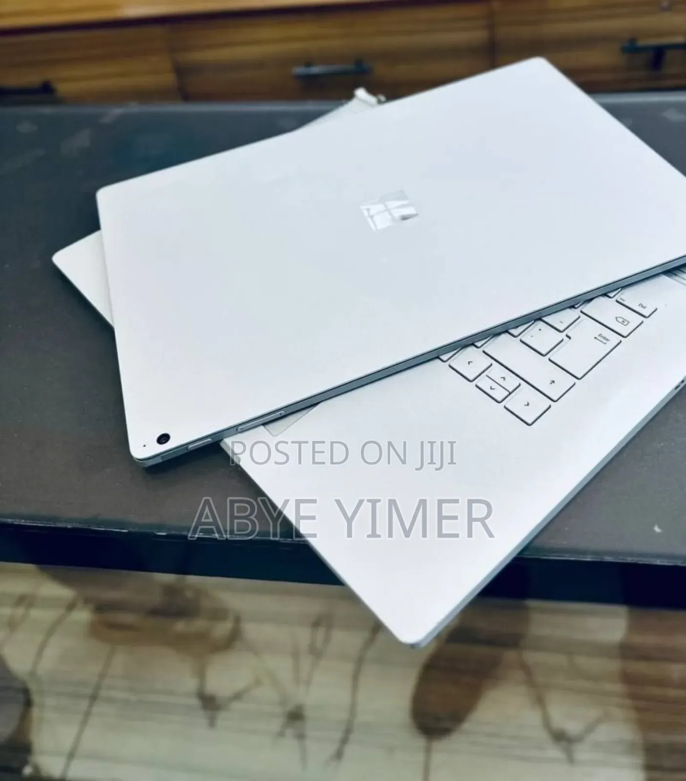 New Laptop Microsoft Surface Book 2 16GB Intel Core I7 SSD 256GB