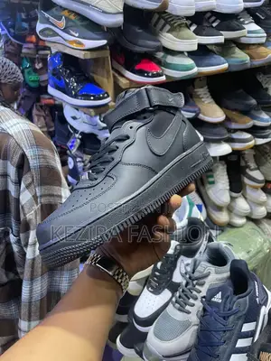 Photo - Air Force Black