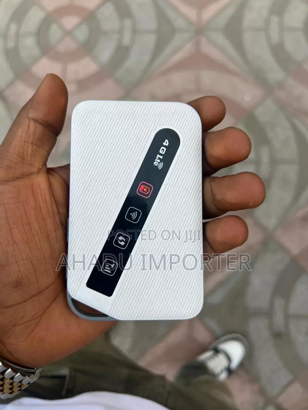 D-Link DWR-930m 4g Lte Wifi Mobile Router With Led Status