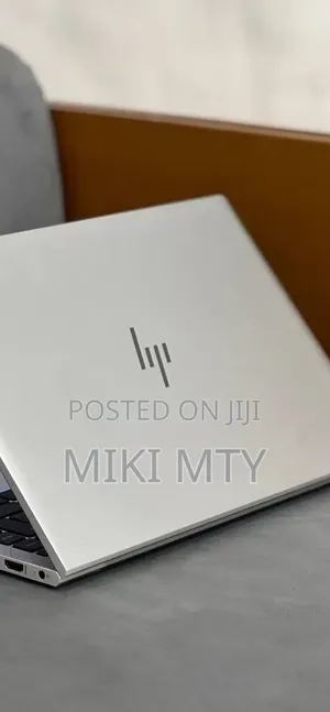 Photo - New Laptop HP EliteBook 840 16GB Intel Core I5 SSD 512GB