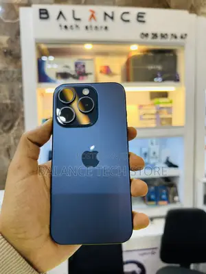 Photo - Apple iPhone 15 Pro 128 GB Blue