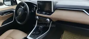 Toyota RAV4 2023 White