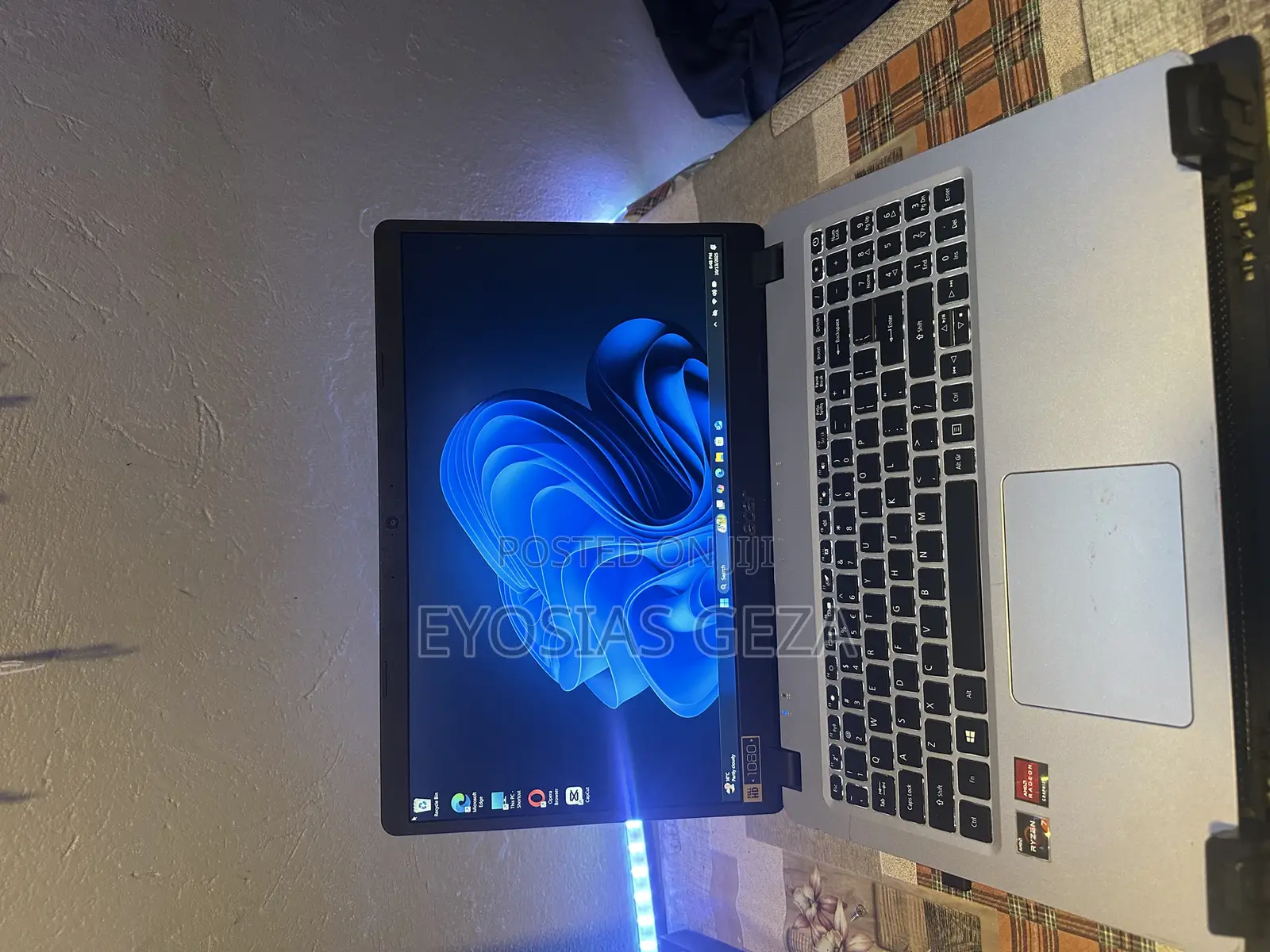 Laptop Acer Aspire A515-52 16GB Intel Core i3 HDD+SSD 512GB