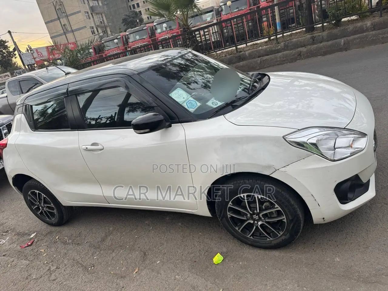Suzuki Swift Sport 2022 White