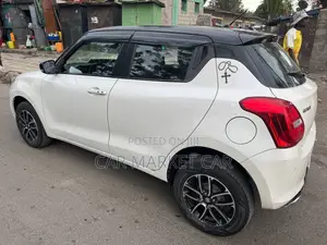 Suzuki Swift Sport 2022 White
