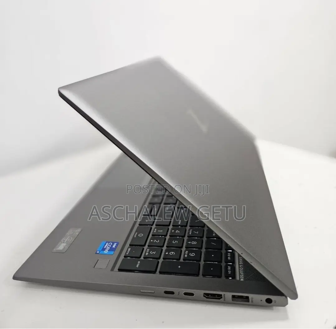 New Laptop HP ZBook 15 16GB Intel Core I7 SSD 512GB