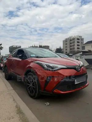 Toyota C-HR 2021 Red