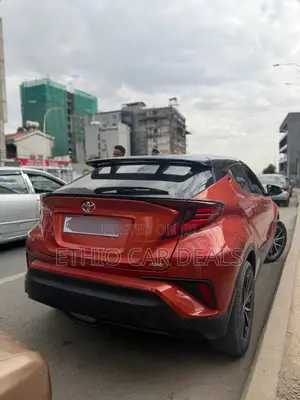 Toyota C-HR 2021 Red