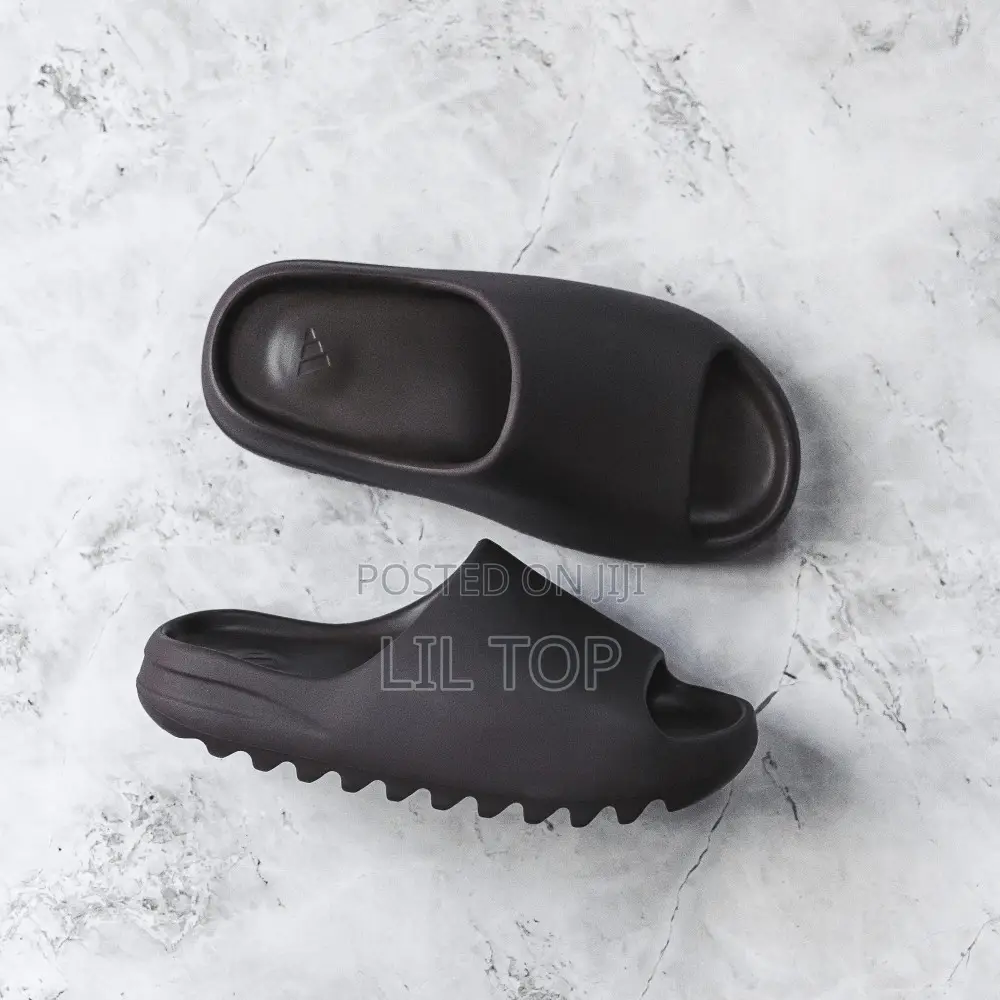Adidas Yeezy Slide