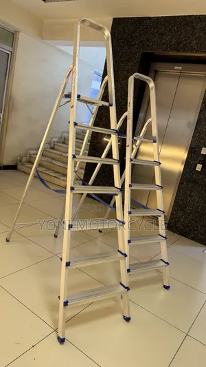 Photo - Ladders Brand New 00aluminum Ladder