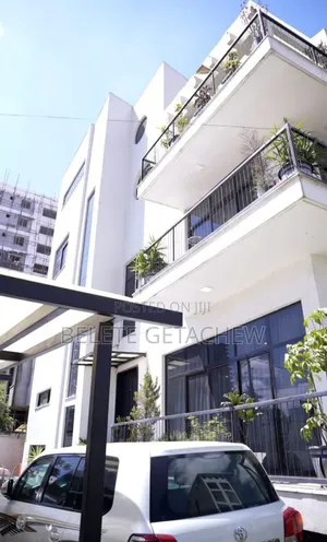 8bdrm House in Bole, G+3 Luxury for sale