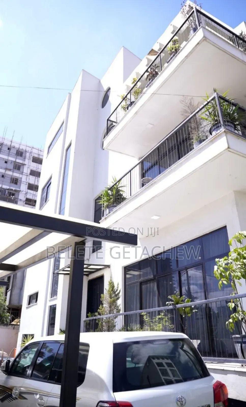 8bdrm House in Bole, G+3 Luxury for sale