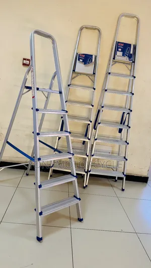 Photo - Lader Aluminum 6step.Multifunctional Ladder0መሰላል ተጣጣፊ መሰላል 8step Ladde