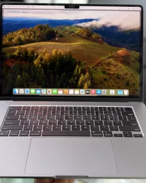 New Laptop Apple MacBook Air 2024 M3 15-Inch 8GB Apple M3 SSD 256GB