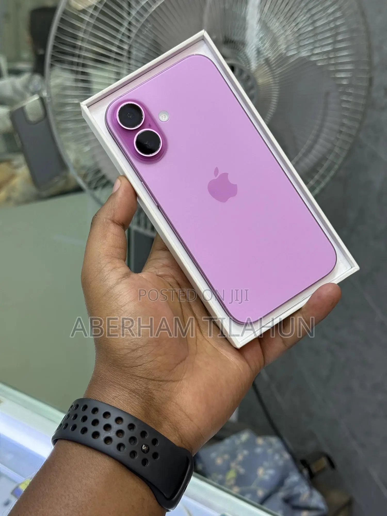 New Apple iPhone 16 128 GB Pink