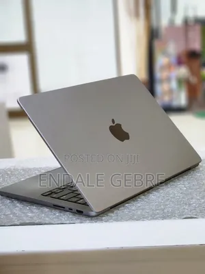 New Laptop Apple MacBook Pro 2021 M1 16GB Apple M1 Pro SSD 512GB