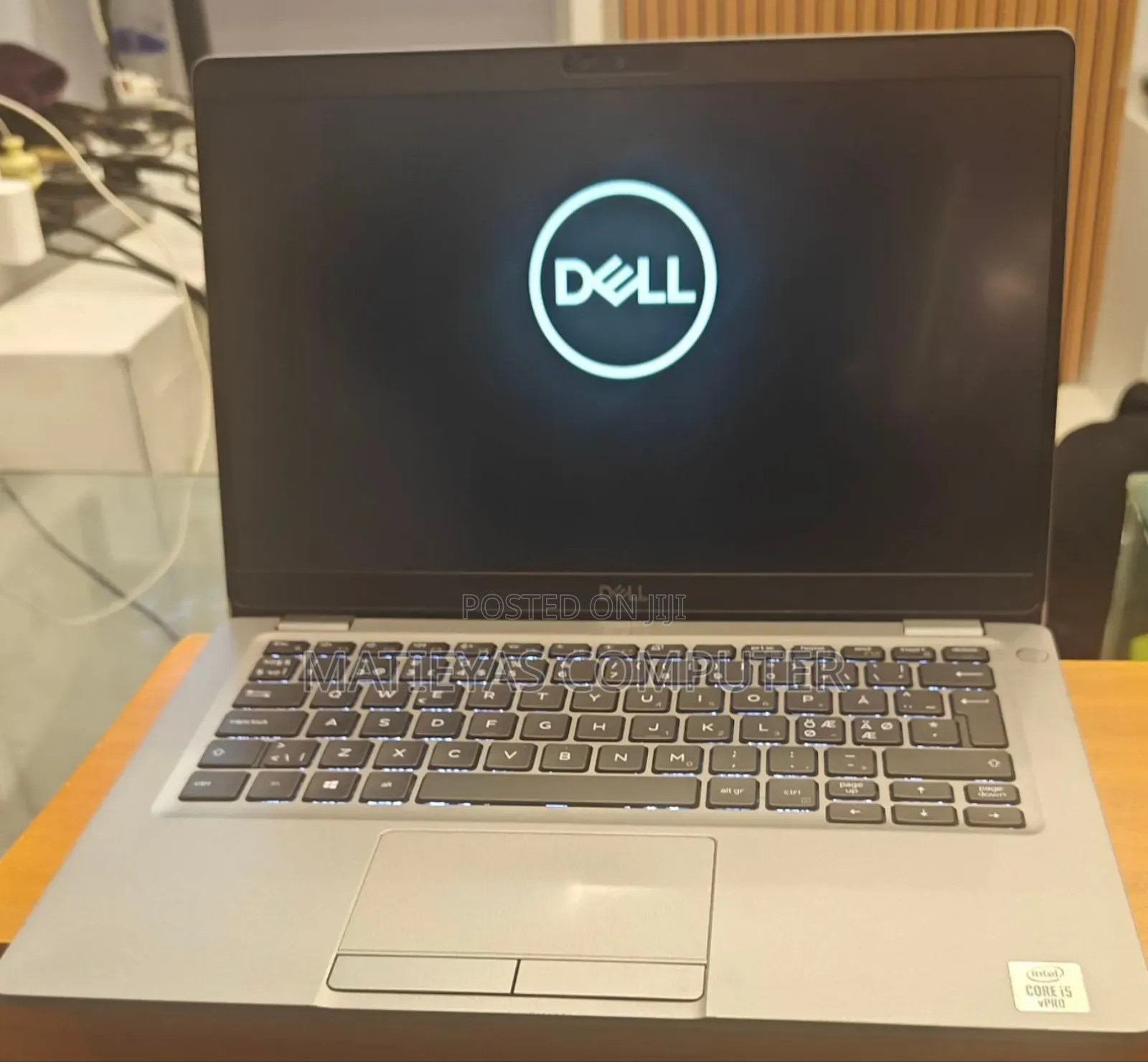New Laptop Dell Latitude 5310 8GB Intel Core I5 SSD 256GB