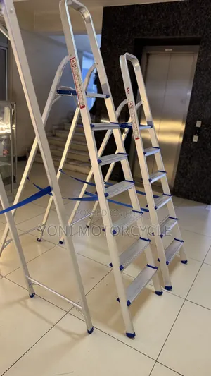 Photo - Aluminum Ladder8folding Aluminum Ladder8መሰላል
