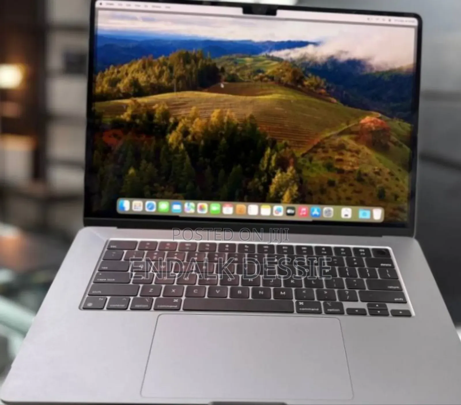 New Laptop Apple MacBook Air 2024 M3 15-Inch 8GB Apple M3 SSD 256GB