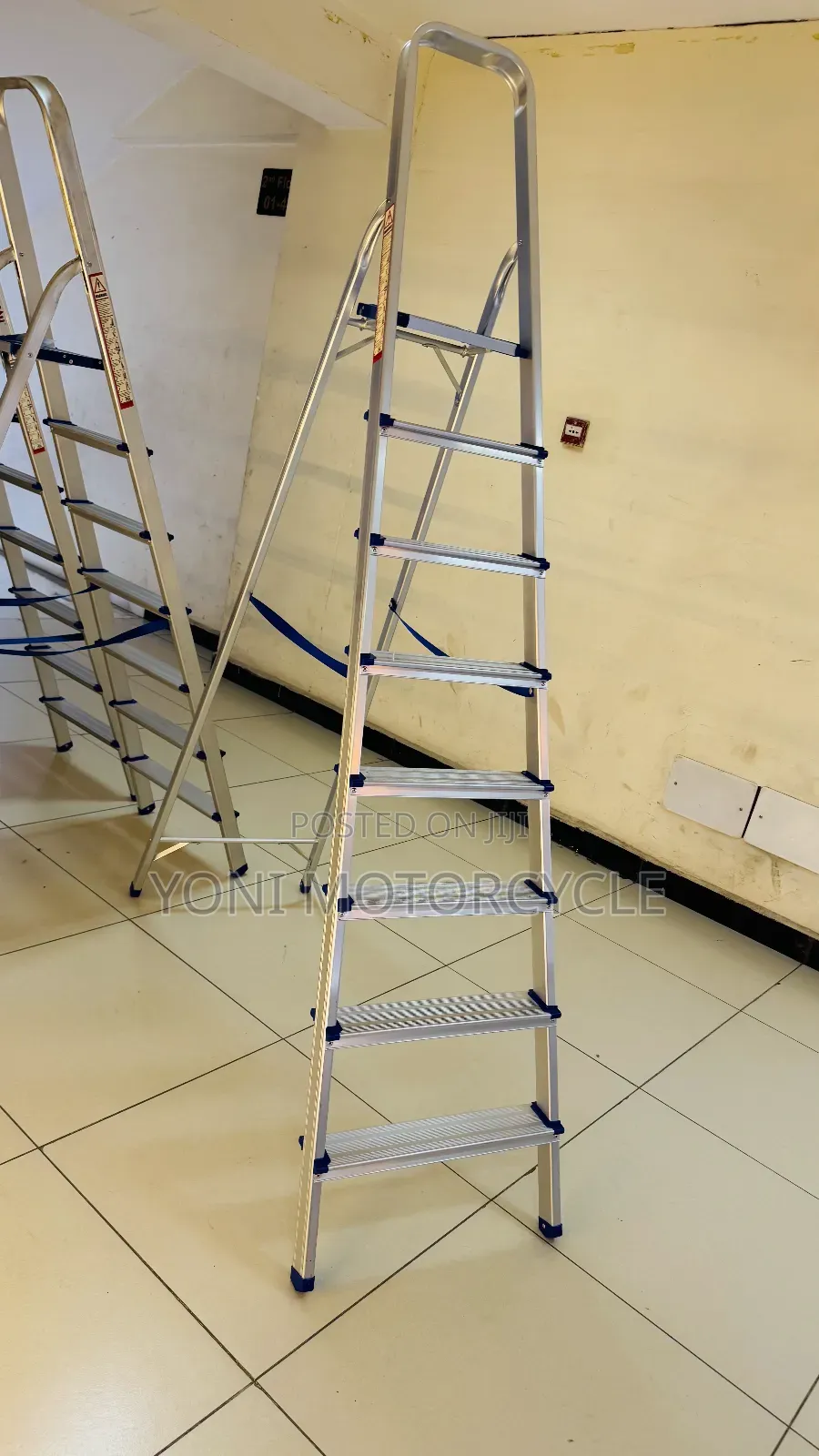 ተጣጣፊ አልሙኒየም መሰላል (Aluminum Ladder0/Ladder00aluminum