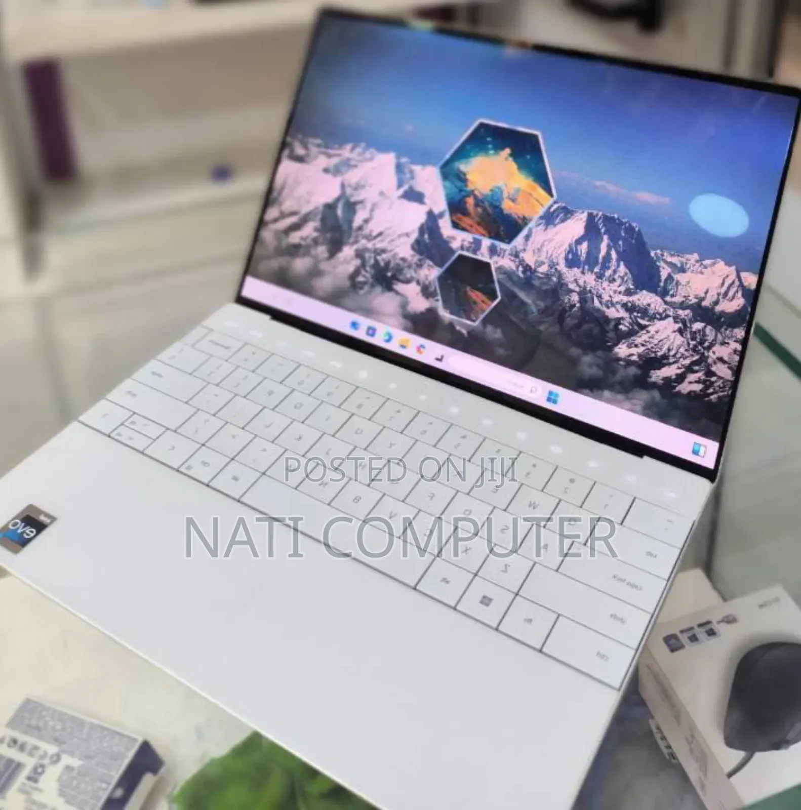 New Laptop Dell XPS 13 16GB Intel Core I7 SSD 512GB