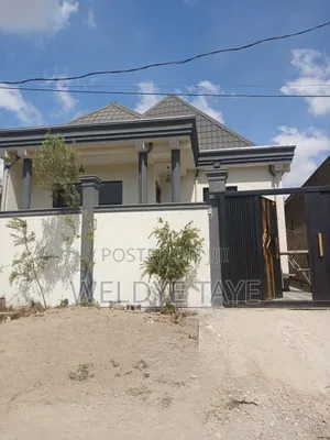 Furnished 5bdrm Villa in Bole for sale